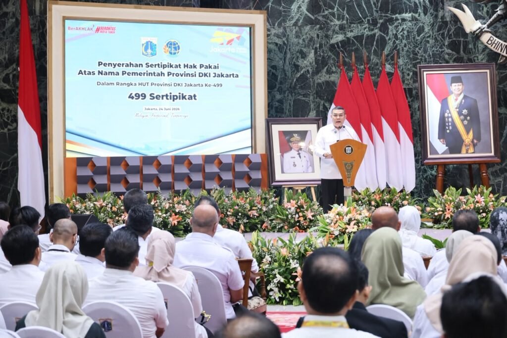 HUT ke-499 DKI Jakarta, Wamen ATR/BPN Serahkan 499 Sertipikat Aset Senilai Rp22,25 Triliun 2 103471 1024x683 1