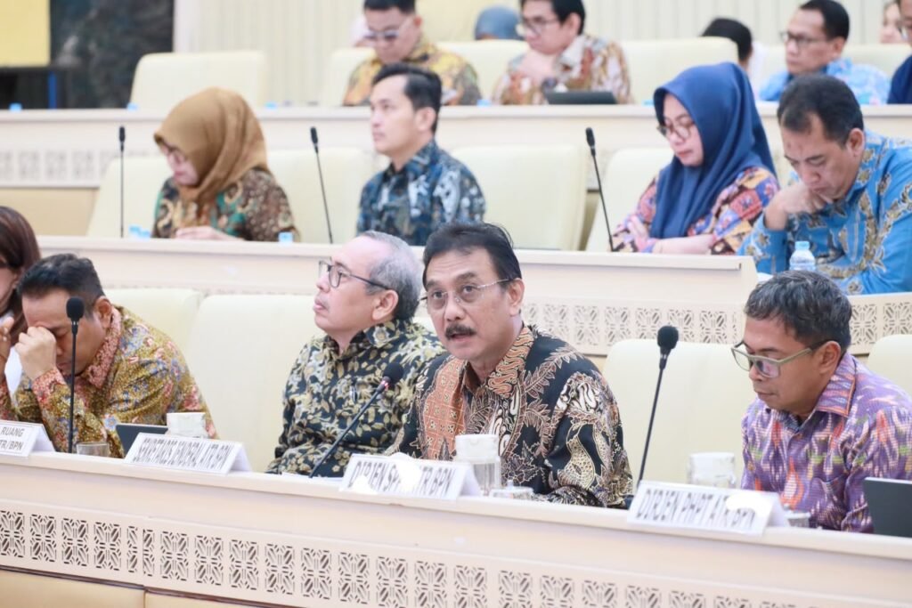 ATR/BPN Klaim 78 Persen Layanan Prioritas Tercapai, Sekjen Ungkap Jutaan Sertipikat hingga HT Elektronik 4 117206 1024x683 1