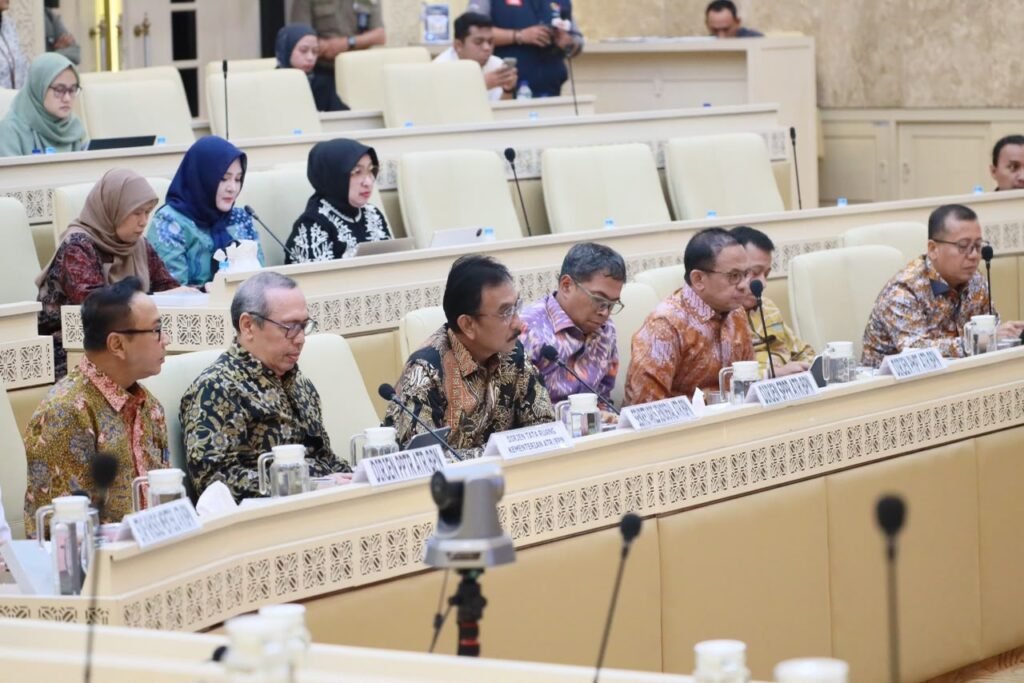 ATR/BPN Klaim 78 Persen Layanan Prioritas Tercapai, Sekjen Ungkap Jutaan Sertipikat hingga HT Elektronik 5 117212 1024x683 1