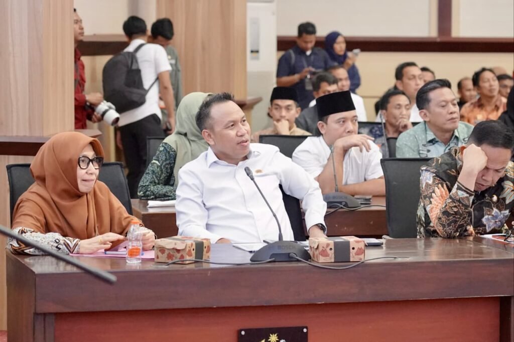 Menteri ATR/BPN Minta Kepala Daerah Lindungi Lahan Pertanian, Sulsel Lampaui Target LP2B 4 135780 1024x682 1