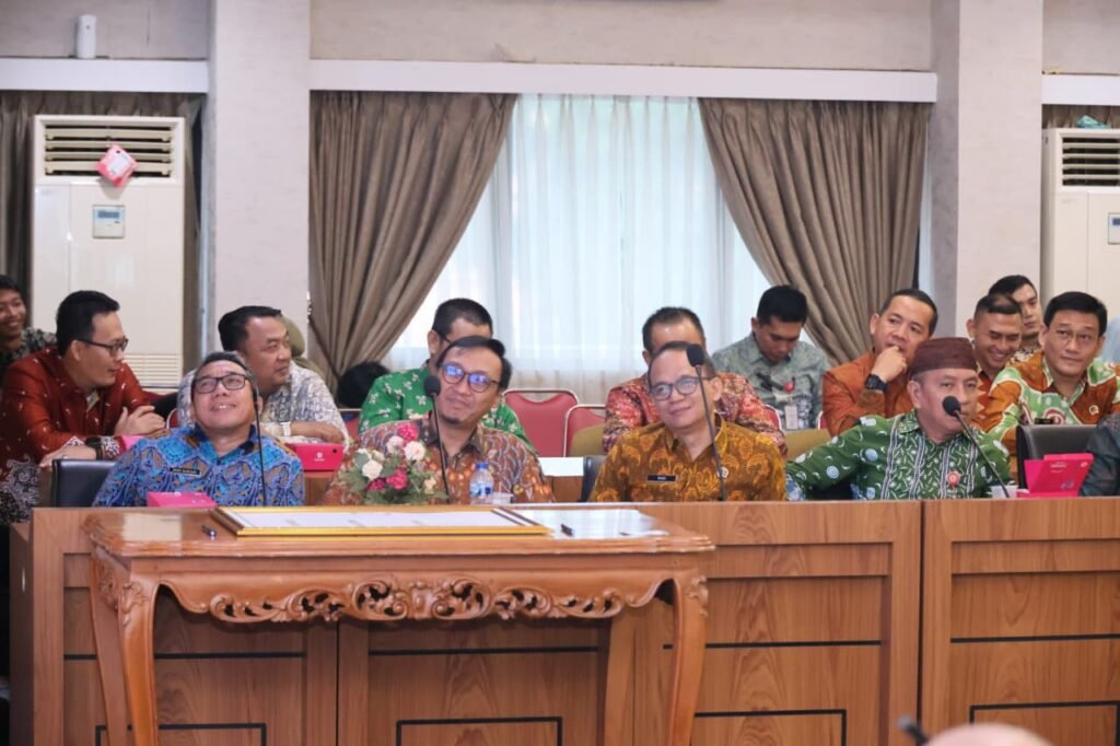 Kementerian ATR/BPN Gandeng Pemda Se-Lampung, Tawarkan 9 Program Strategis Percepat Pembangunan Daerah 11 166440 1024x682 1