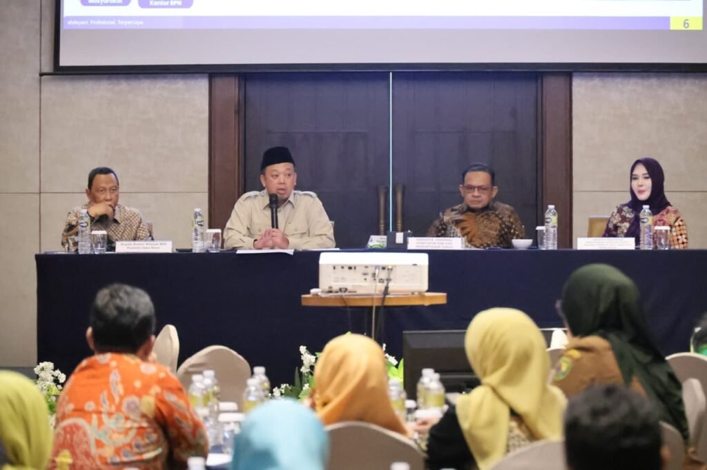 Menteri Nusron Dorong Sinergi IPPAT dan Pemda Percepat Layanan Pertanahan 3 177822 1024x682 1