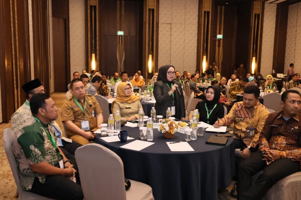 Menteri Nusron Dorong Sinergi IPPAT dan Pemda Percepat Layanan Pertanahan 6 177834 1024x682 1