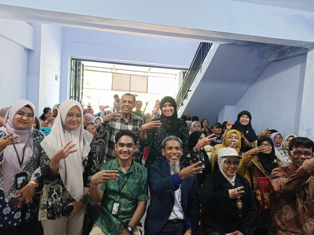 Pegadaian dan LBH UMKM Cendrawasih Indonesia Beri Solusi Modal dan Pendampingan bagi UMKM 8 72178 3 1024x768 1