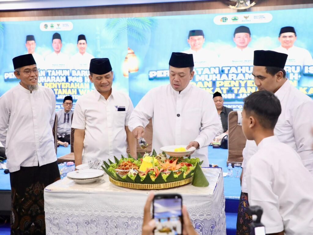 Menteri Nusron Ajak Masyarakat Hijrah ke Arah Lebih Baik di Tahun Baru Islam 1448 H 9 85961 1024x771 1