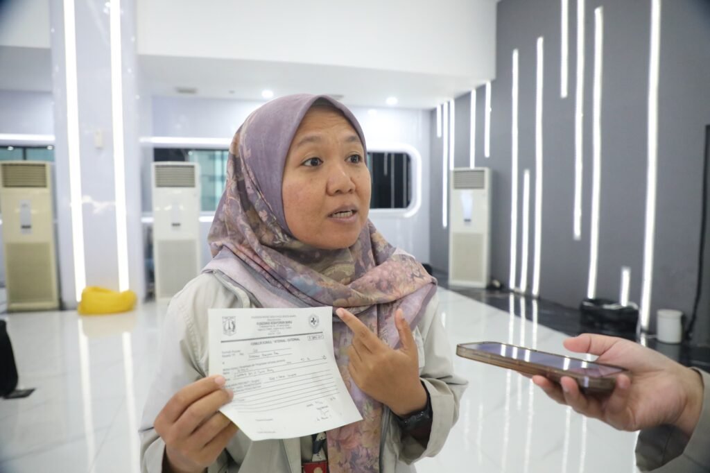 Ratusan Pegawai ATR/BPN Ikut Cek Kesehatan Gratis, Deteksi Dini Hipertensi hingga Diabetes 3 98878 1 1024x682 1