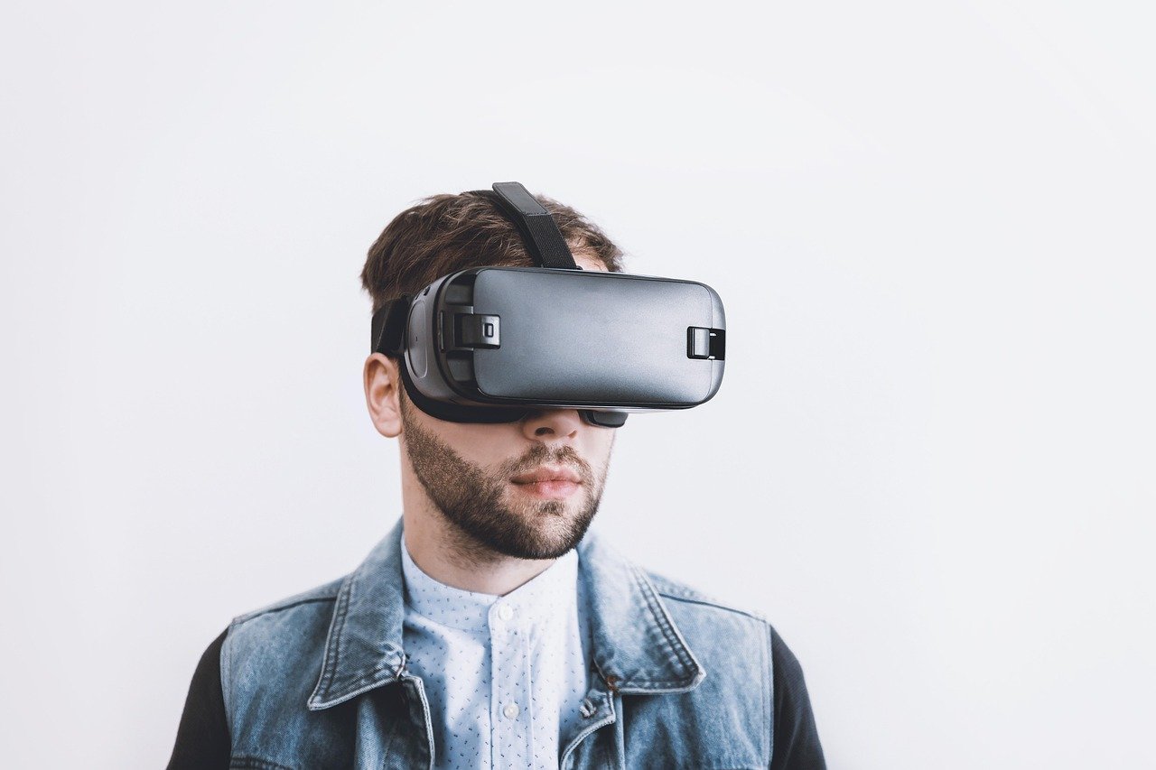 virtual 3460451 1280 1 6 2